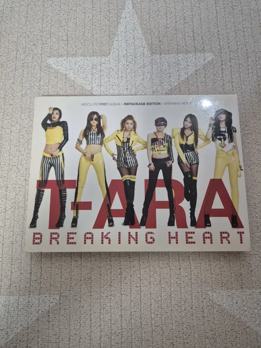 티아라 1집 리패키지 CD 개봉